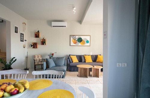 Atsipópoulon Villa | Haroupia Home