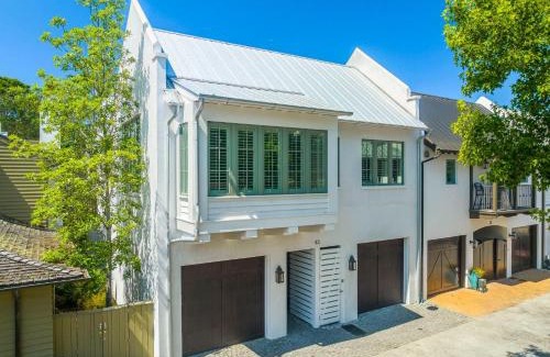 Rosemary Beach House | Harper Cottage & Carriage House
