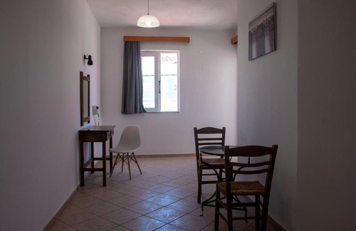 Kardamena Apartment | Harriets Apartments