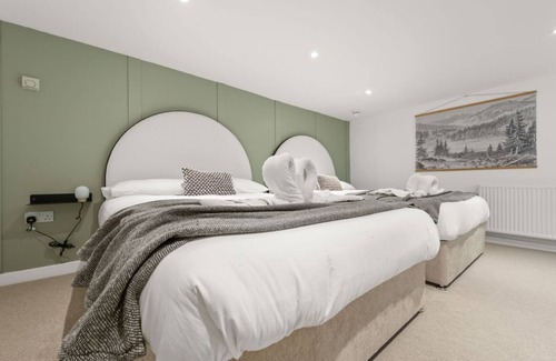 Harrogate City Centre Apartment | Harrogate - Dawson Suite 2 Bedroom