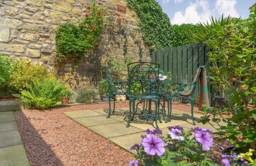 South Charlton House | Harry's Den