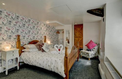 South Molton House | Hartford Cottage West Anstey