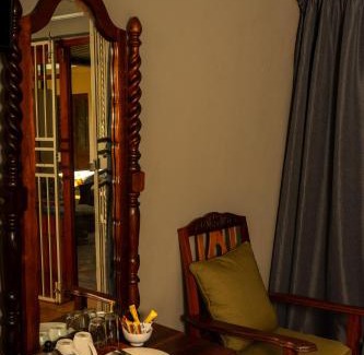Hartbeespoort Apartment | Harties Lodge - Bay View 5
