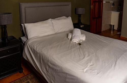 Hartbeespoort Apartment | Harties Lodge - Bay View 4