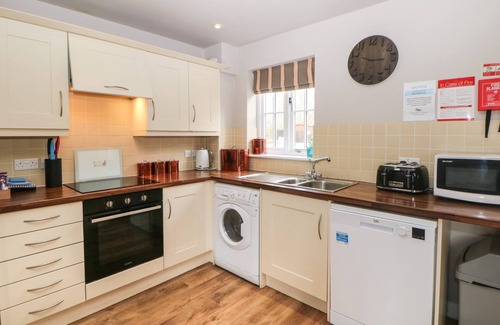Beeley Cottage | HARTINGTON, family friendly, character holiday cottage in Two Dales