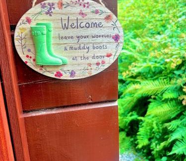Hartland House | Hartland Hideaway Lodge