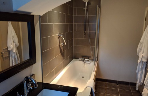 Betchworth Hotel | Hartsfield Manor