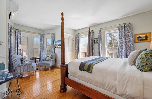 Camden Hotel | Hartstone Inn
