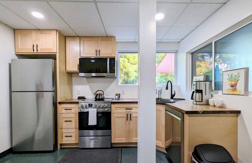 Dundee Apartment | Harvest Hideaway ~ A Perfect Escape to the Center of Wine Country
