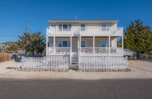 Harvey Cedars House | Harvey Cedars Duplex on Bayside Lagoon - 2nd Floor