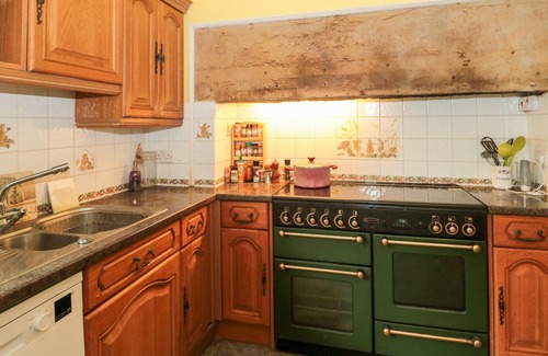 Ilminster House | HASELWELL HOUSE, pet friendly, character holiday cottage in Ilminster