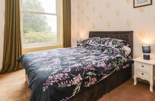 Ilminster House | HASELWELL HOUSE, pet friendly, character holiday cottage in Ilminster