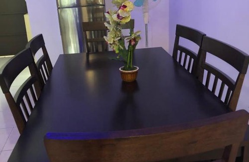 Bota House | Hasnifana Homestay Seri Iskandar