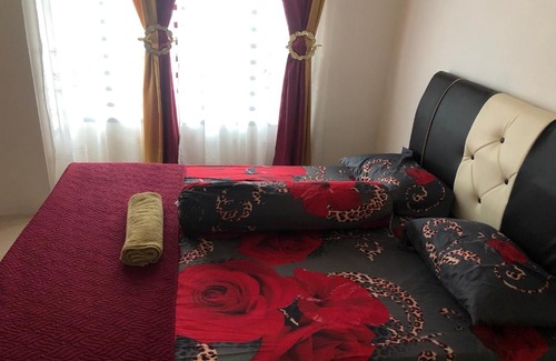 Bota House | Hasnifana Homestay Seri Iskandar