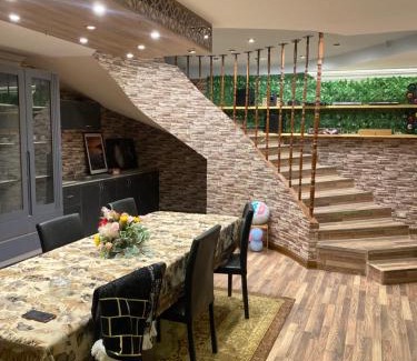 Shurtah al-Dakhlah Villa | Hassan home