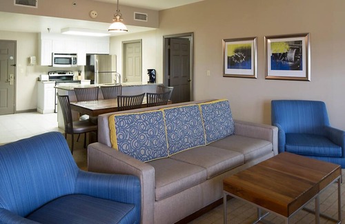 Hershey Resort | Hassle-Free Stay! Bluegreen Vacations Suites at Hershey 2 BR