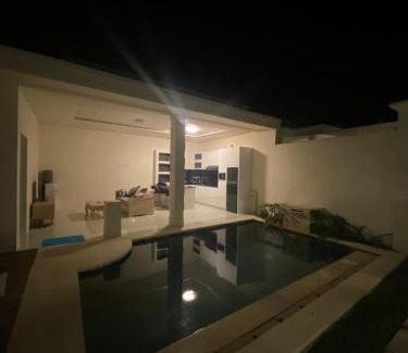 Abang Villa | Hasta La Vista Villa Amed