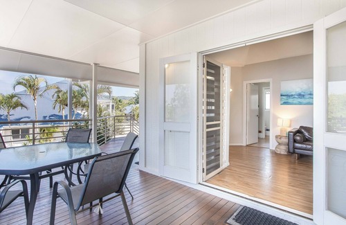 Hastings Point Apartment | Hastings Cove 2 Bedroom Upstairs Estuary Water View Apartment