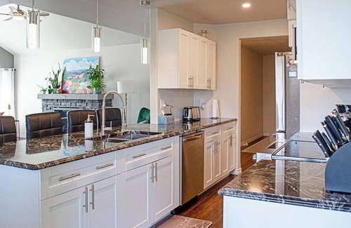 Hastings House | Hastings Hideaway - Three Bedroom Cottage, Sleeps 9