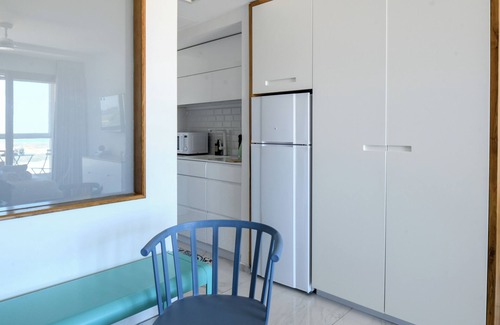 Herzliya Apartment | HaTsuk Sea-View Studio by Sea N' Rent