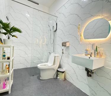 District 11 Apartment | HATUS homestay-Bồn tắm, bếp, ban công, máy chiếu