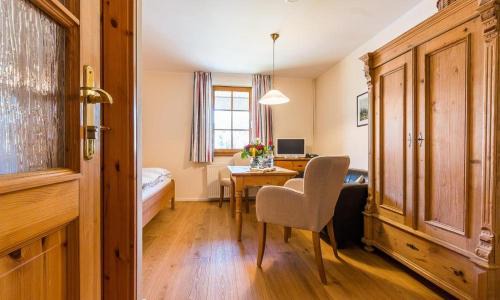 Ostseebad Ahrenshoop Apartment | Haus am Bodden 01