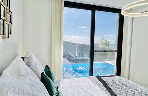 Paul do Mar House | Haus am Meer by Your Madeira Rentals