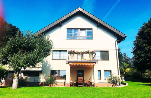 Woltersdorf Apartment | "haus am See" mit Direktem Wasserzugang