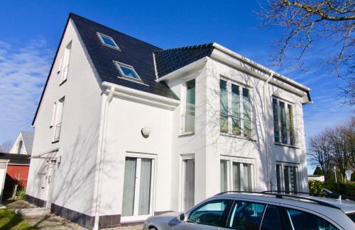 Dranske Apartment | Haus Annelie FEWO 1 EG