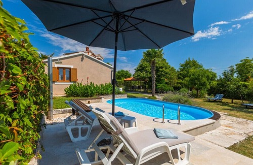 Melnica Villa | Haus Barmel by Villas Guide