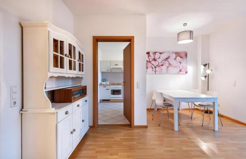 Dottingen Apartment | Haus Castellbergblick 3 Whg