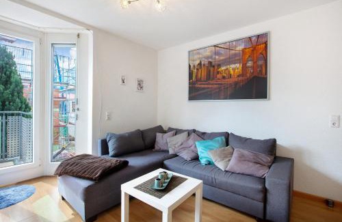 Dottingen Apartment | Haus Castellbergblick mit Balkon
