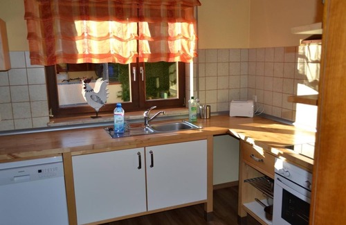 Dahn Apartment | Haus Emil unter der Burg - apartment/apartment, shower, WC, 3 bedrooms