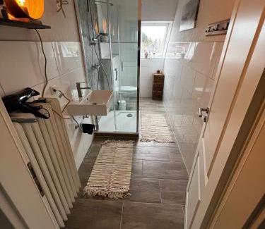Albertsdorf Apartment | Haus-Fehmarn-am-Dorfteich-|-Wohnung-1-Sued