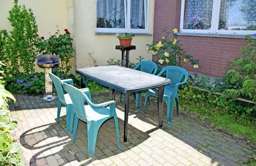 Thiessow House | Haus Friedenswinkel