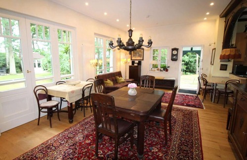 Boltenhagen Apartment | Haus Hubertus - die Strandvilla