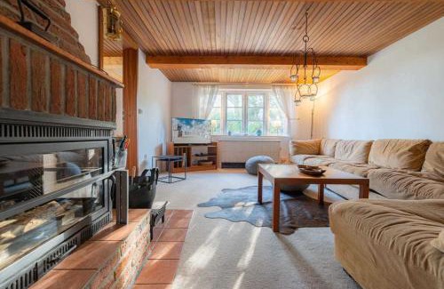 Poppenbull House | Haus Husen ID 430