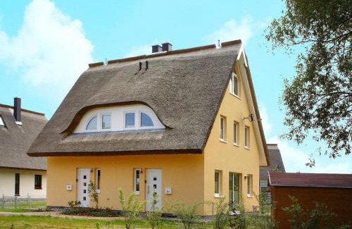 Neuenkirchen House | Haus in Vieregge am Breetzer Bodden, cleaning included