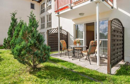 Zinnowitz Apartment | Haus Kastanie - 03