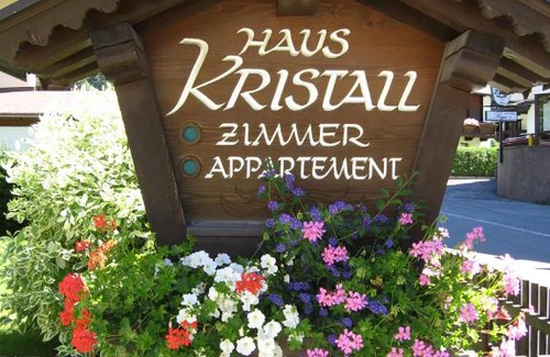 Huben House | Haus Kristall