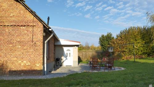 Am Salzhaff House | "Haus Landgang" für Naturliebhaber, strandnah, ruhig, mit großem Garten