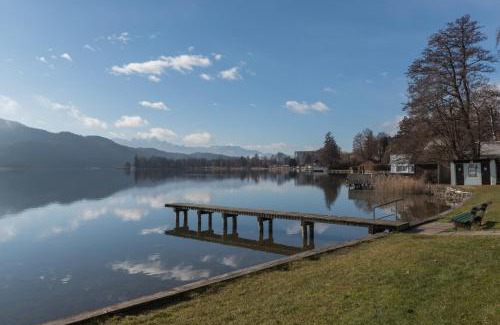 Poertschach am Woerthersee House | Haus Luca Seeblick