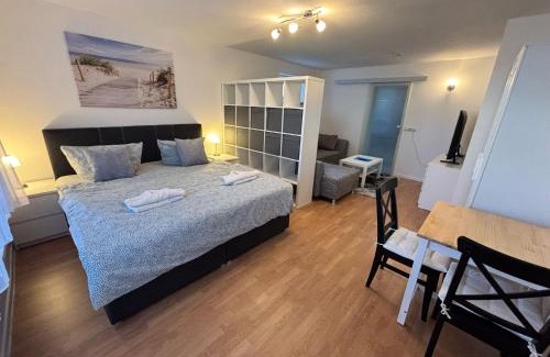Bad Doberan Apartment | Haus Ostseesprung - Fewo Valentina im Souterrain mit Terrasse und gem Garten