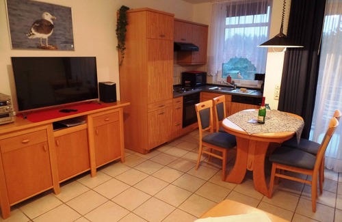 Zinnowitz Apartment | Haus Roland - Apartment 10 with use of swimming pool & sauna - Apartment 10