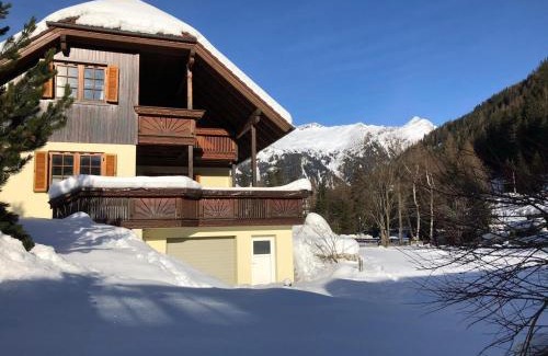 Mallnitz House | Haus Seebach