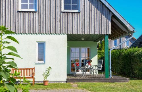Kaegsdorf House | Haus Seestern & Haus Seemöwe mit Sauna, Kamin und Garten