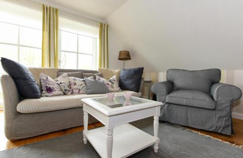 Wyk auf Foehr Apartment | Haus Sturmmöwe Waldstraße