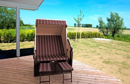 Insel Poel House | Haus Wassermann - In a peaceful location, directly on the Salzhaff with a view o