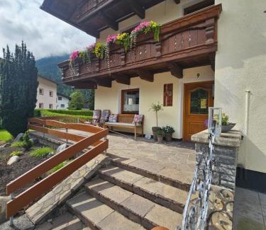 Huben Apartment | Haus Wiesenheim FW Ötztal