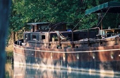 Villedubert Boat Rental | Hausboat Lodela on the Canal du Midi near Carcasonne